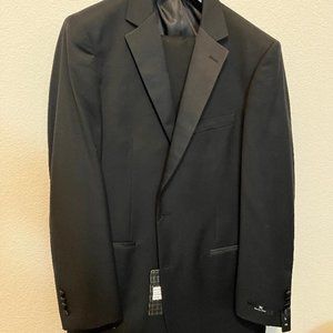 Pierre Noir Tuxedo - NEW